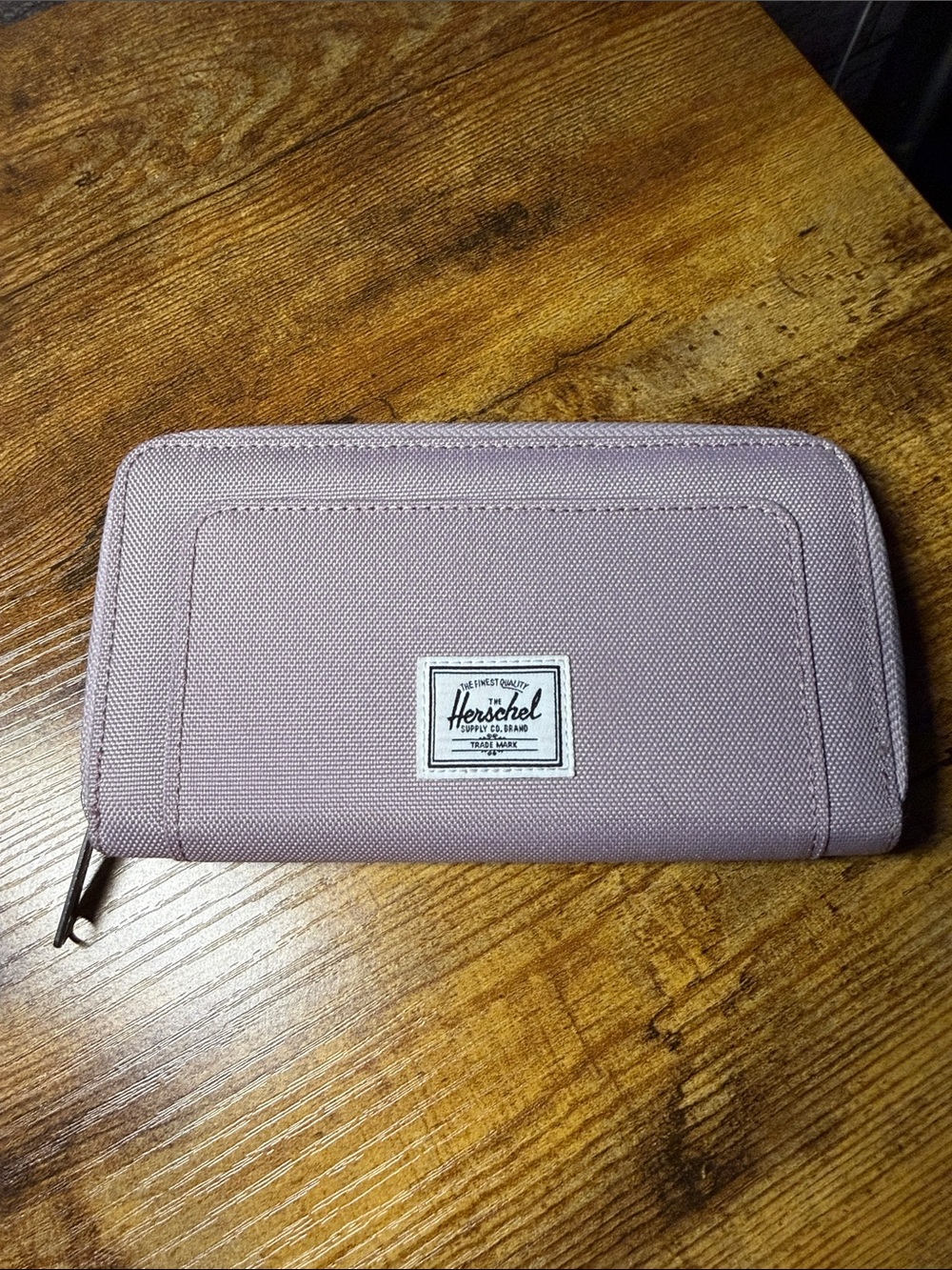 Herschel Supply Company Zip-Around Wallet in Dusty Mauve